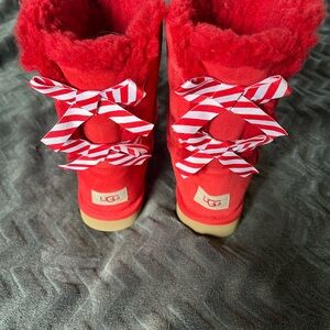 NWOT UGG Women’s Red Boots with Striped Bows sz 9